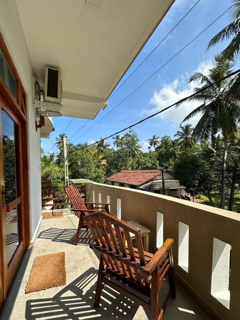 Siyon Yula - Guest House Hikkaduwa Ruang foto