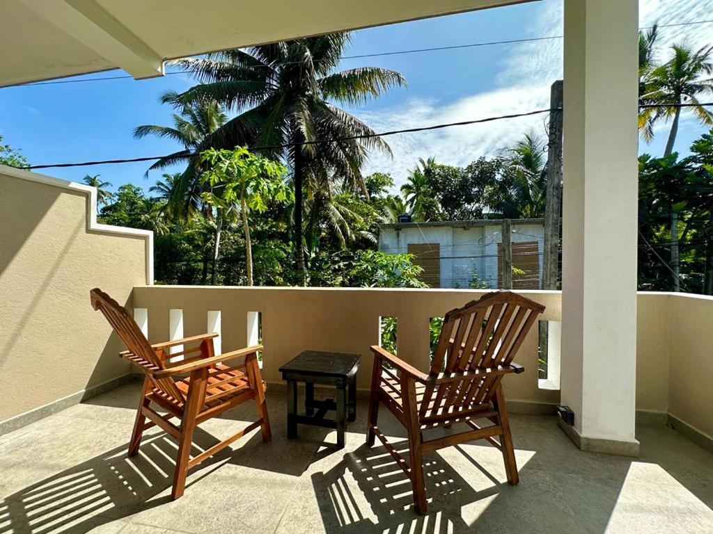 Siyon Yula - Guest House Hikkaduwa Ruang foto